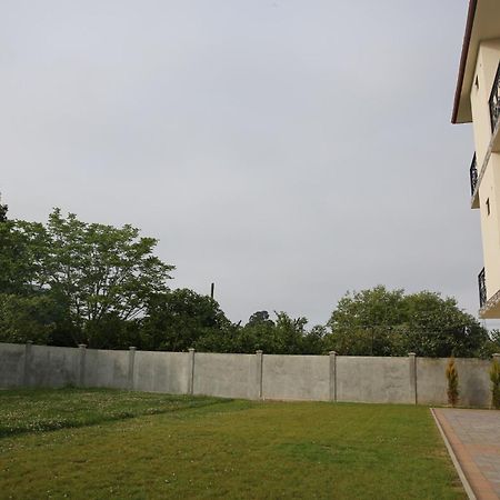 Villa Mariana บาทูมิ ภายนอก รูปภาพ
