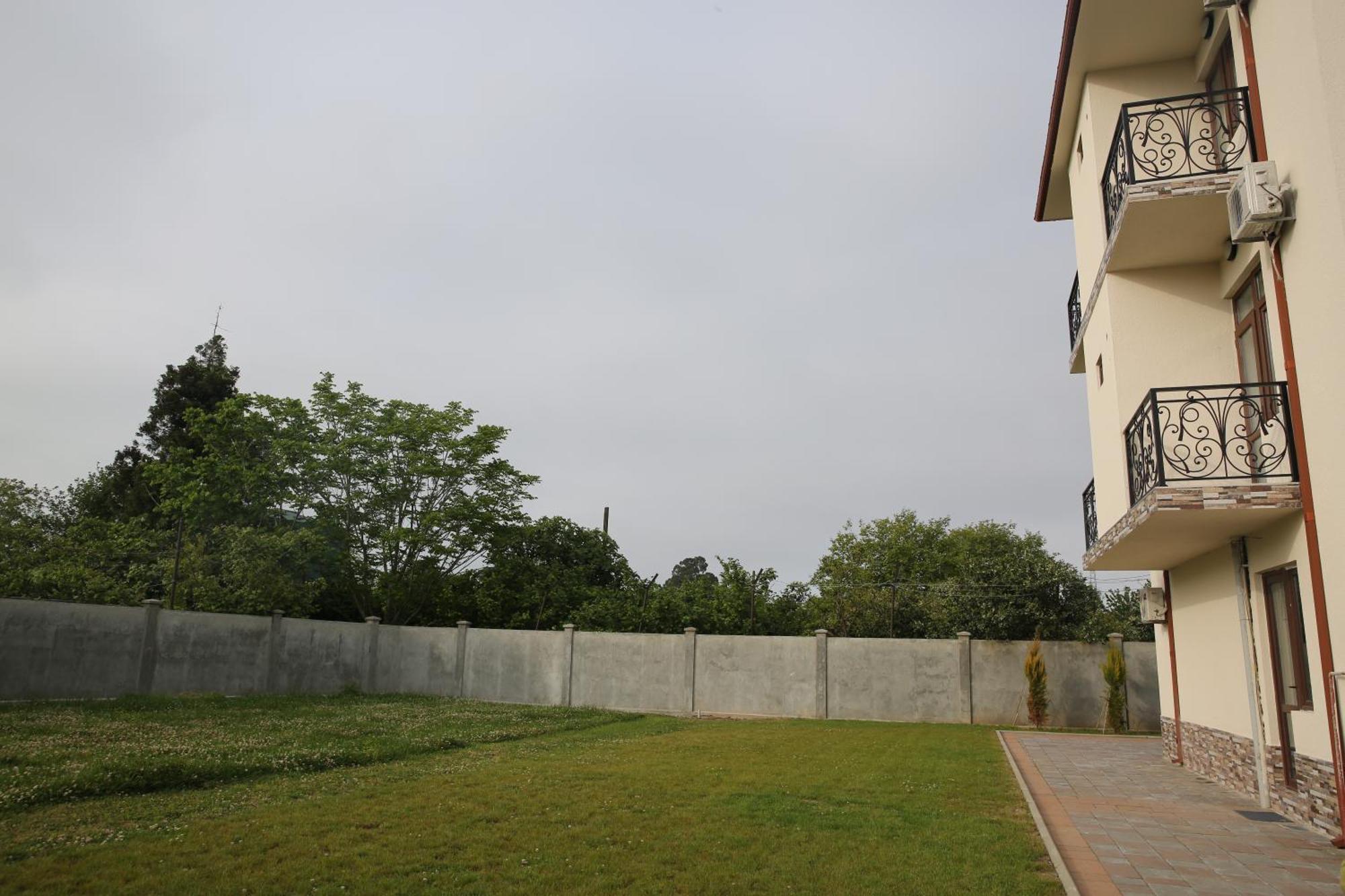 Villa Mariana บาทูมิ ภายนอก รูปภาพ