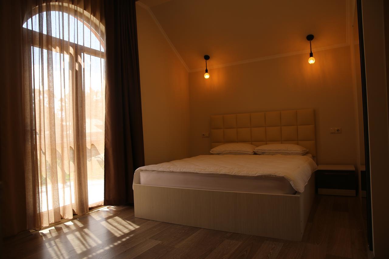 Villa Mariana บาทูมิ ภายนอก รูปภาพ
